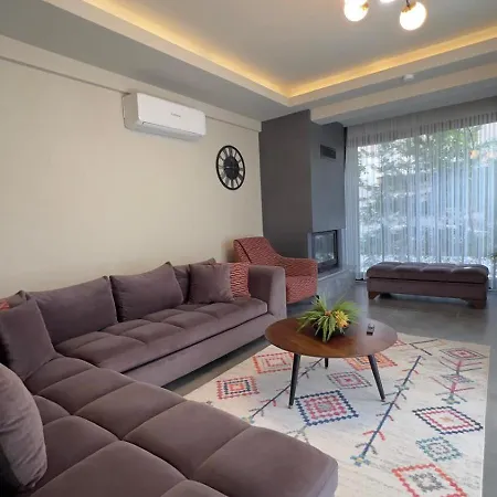 Lueks Versace Villasi, Sauna, Jakuzi, Hamam, Yuezme Havuzu Ve Barbekue Alani *