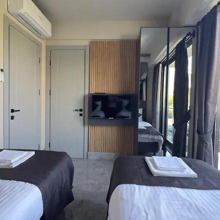 Villa Lueks Versace Villasi, Sauna, Jakuzi, Hamam, Yuezme Havuzu Ve Barbekue Alani *