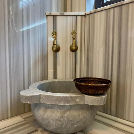 Villa Lueks Versace Villasi, Sauna, Jakuzi, Hamam, Yuezme Havuzu Ve Barbekue Alani