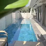 Villa Lüks Versace Villası, Sauna, Jakuzi, Hamam, Yüzme Havuzu Ve Barbekü Alanı *
