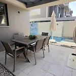 Lüks Versace Villası, Sauna, Jakuzi, Hamam, Yüzme Havuzu Ve Barbekü Alanı Villa