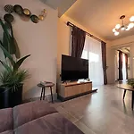 Villa Lueks Versace Villasi, Sauna, Jakuzi, Hamam, Yuezme Havuzu Ve Barbekue Alani Fethiye