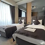 Villa Lüks Versace Villası, Sauna, Jakuzi, Hamam, Yüzme Havuzu Ve Barbekü Alanı Fethiye