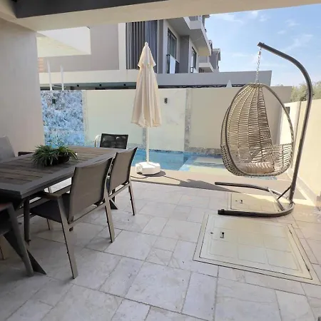Fethiye Sehir Merkezinde, Oezel Havuzlu, Saunali, Jakuzili, Tuerk Hamamli Ve Barbekuelue Muestakil Villa *
