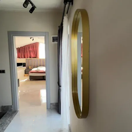 Lueks Versace Villasi, Sauna, Jakuzi, Hamam, Yuezme Havuzu Ve Barbekue Alani