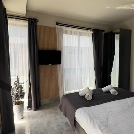 Lueks Versace Villasi, Sauna, Jakuzi, Hamam, Yuezme Havuzu Ve Barbekue Alani Villa Fethiye