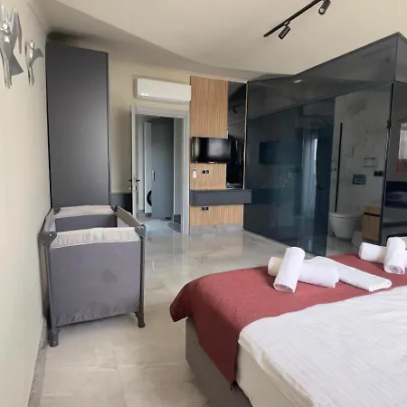 Lueks Versace Villasi, Sauna, Jakuzi, Hamam, Yuezme Havuzu Ve Barbekue Alani * Fethiye