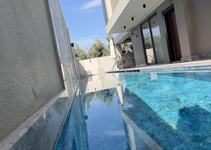 Lüks Versace Villası, Sauna, Jakuzi, Hamam, Yüzme Havuzu Ve Barbekü Alanı Fethiye